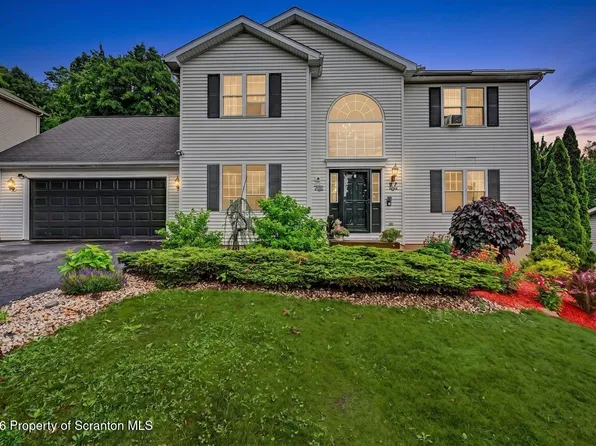 320 White Birch Dr, Scranton, PA 18504