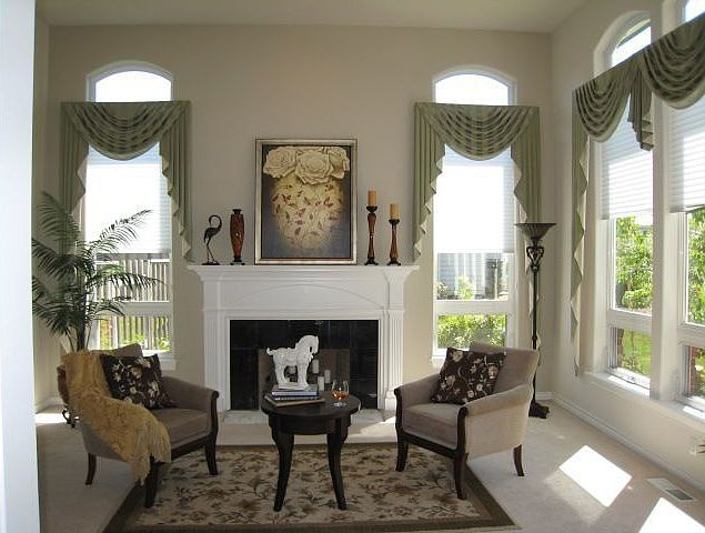 2nd image of 970 NW Muirfield Ct