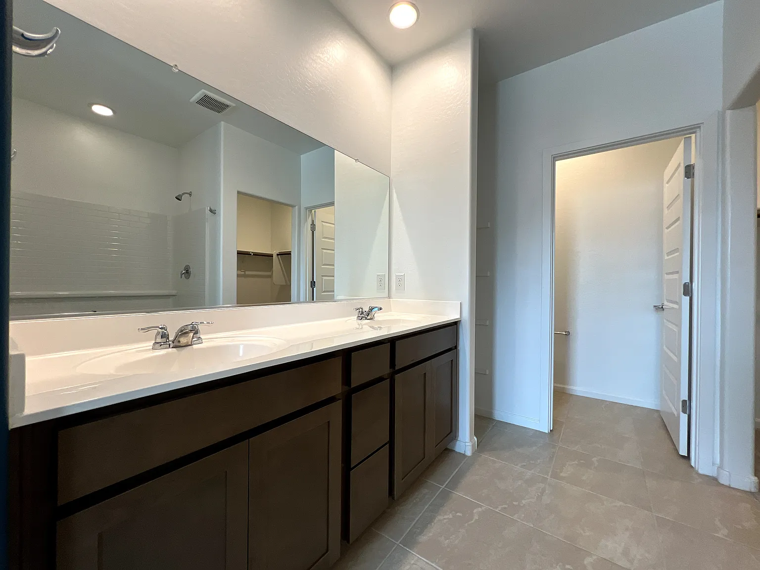 3 bed, 1609 sqft, $1,995 — Photo 4