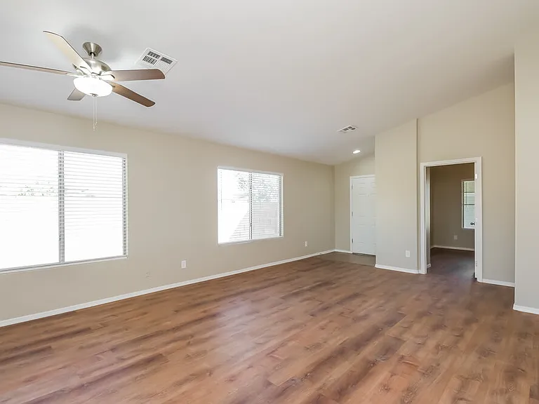 2049 W Gold Mine Way — Photo 3