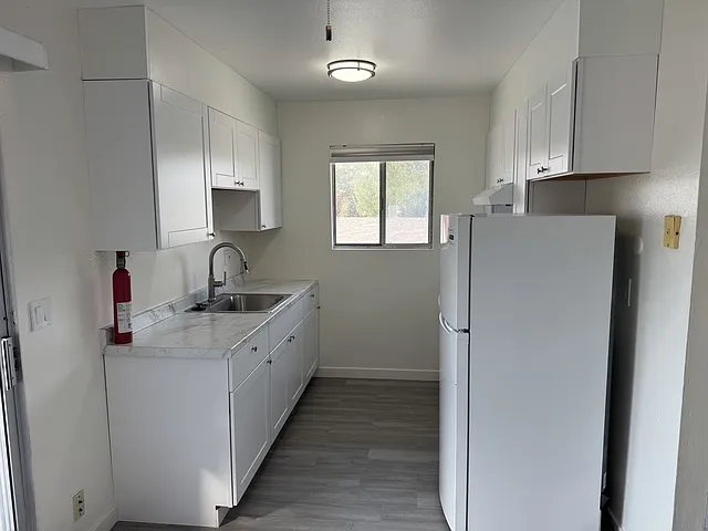 2 bed, $2,225 — Photo 2