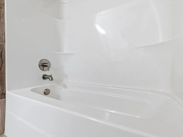 2x1 Soaker tub