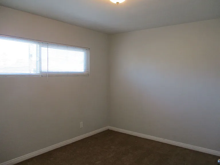 3854 Euclid Ave — Photo 7
