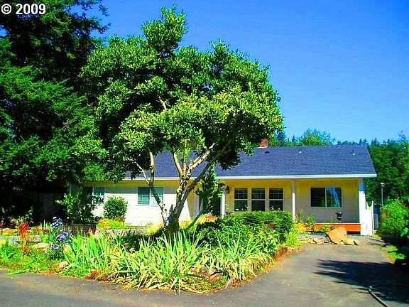 Inviting curb appeal