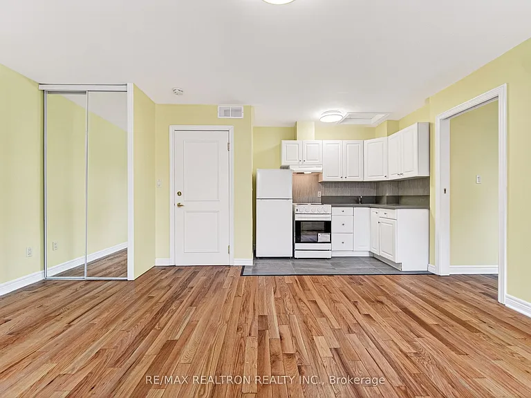 454 Donlands Ave #A3 — Photo 14