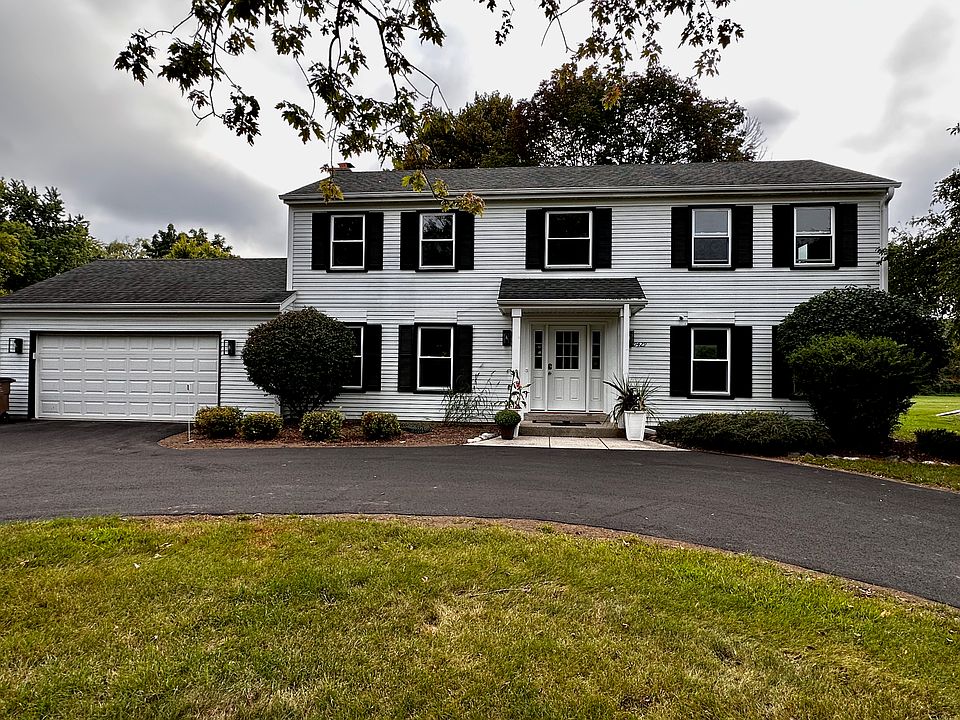 Another view of front (landscaping not complete)