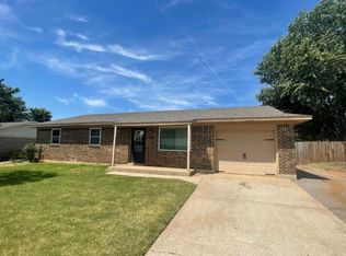 138 Ridgeline Dr #138, Weatherford, OK 73096