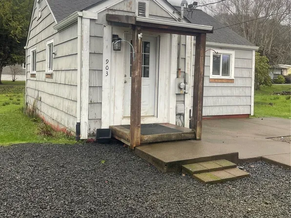 903 Howard Street, Raymond, WA 98577