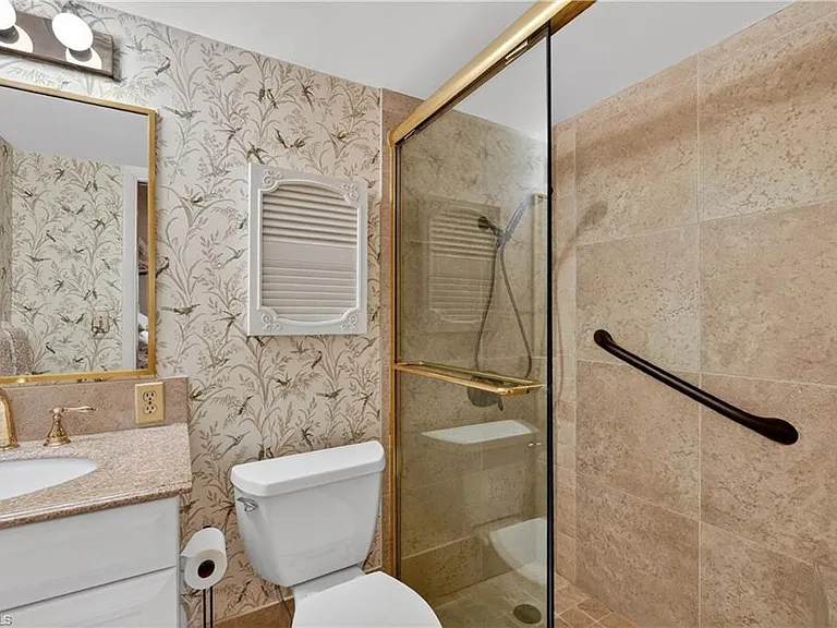 5 Bluebill Ave #201 — Photo 31