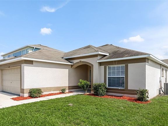 2nd image of 12001 Butler Woods Cir