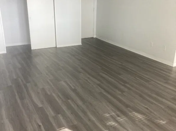 431 N Halifax Ave, Daytona Beach, FL
