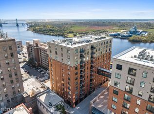 240 N Water St #855, Wilmington, NC 28401