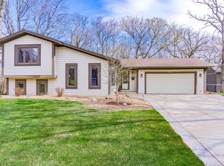 112117 Haering Cir, Chaska, MN 55318