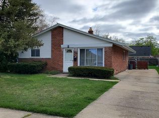 3935 Cornell St, Dearborn Heights, MI 48125