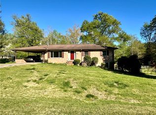 311 S Lovingood Ave, Walhalla, SC 29691