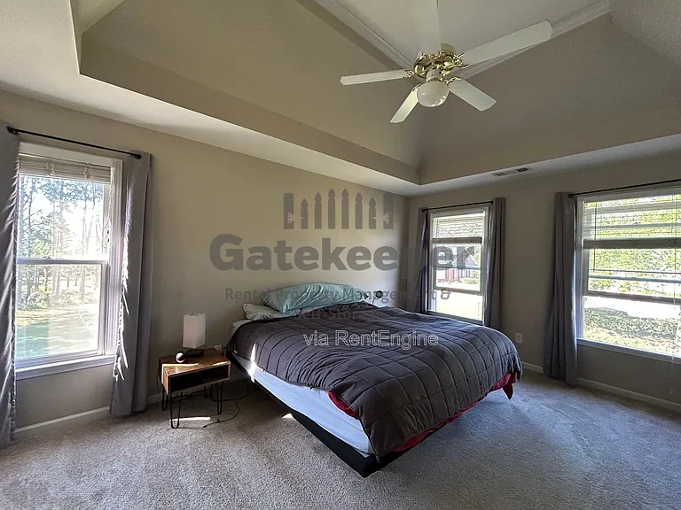 115 Hidden Lake Dr — Photo 35