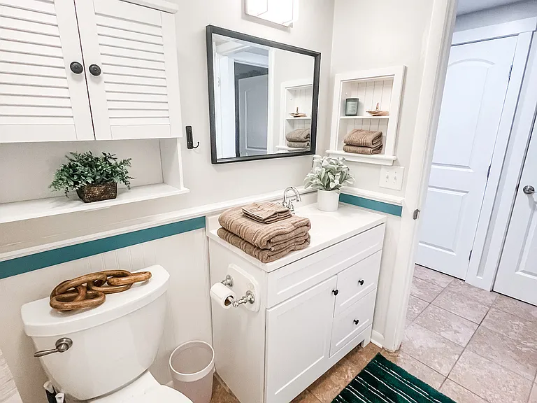 2240 Tanners Rdg #2240 — Photo 3
