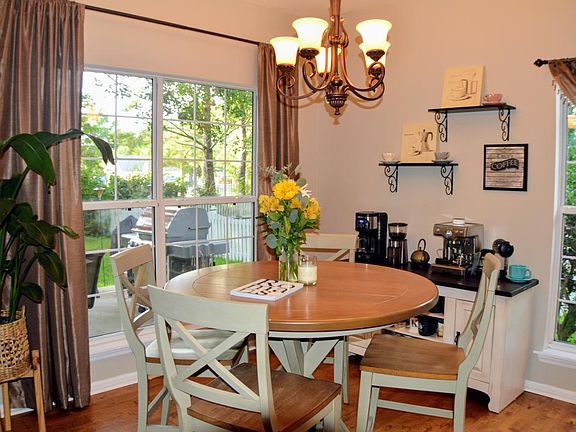 Breakfast Nook