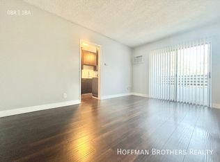 5555 Carlton Way #26A, Los Angeles, CA 90028