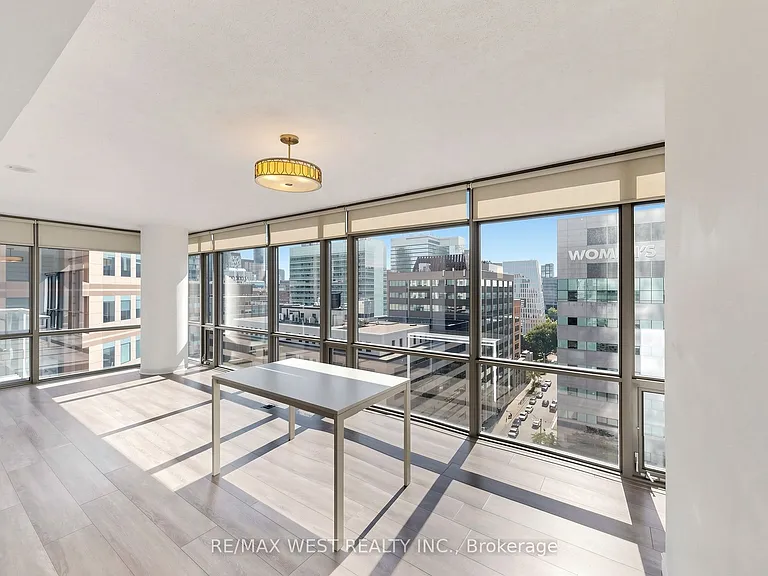 38 Grenville St #1203 — Photo 4