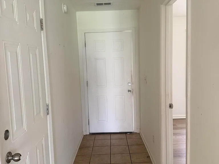 2593 Rockaway Pl — Photo 7