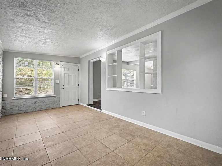 7010 Arques Rd — Photo 11