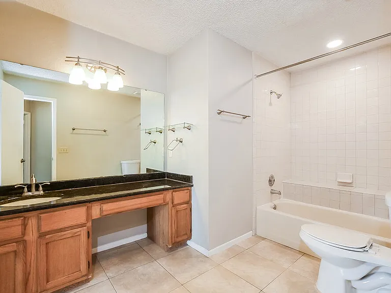 439 E Springtree Way — Photo 12