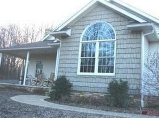 10928 Buehler Rd NE, Bolivar, OH 44612