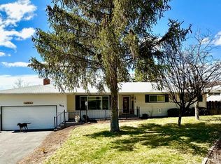 1005 Tamera Dr, Klamath Falls, OR 97603