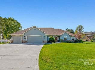 25458 W Deep Canyon Dr, Star, ID 83669