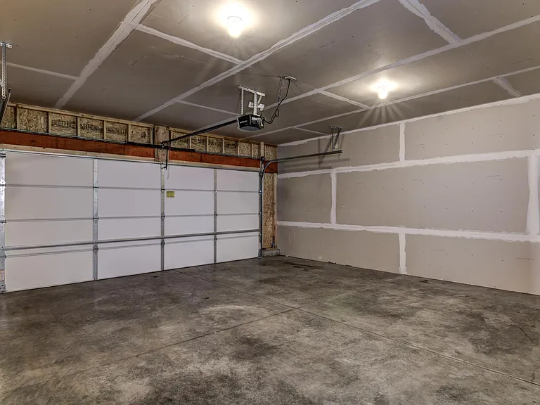 1978 Southridge Ave #1 — Photo 25