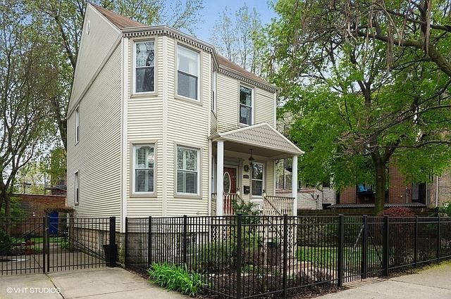 1st image of 2137 W Montrose Ave