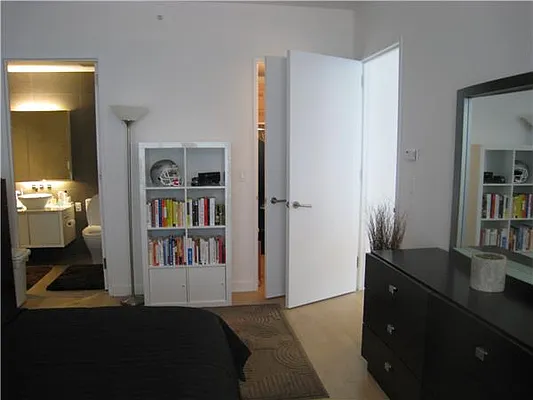 Rented by Space Marketing Shop | media 43