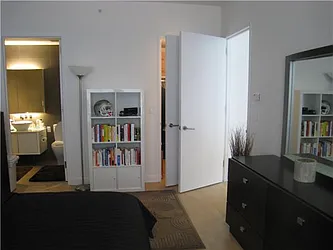 Rented by Space Marketing Shop