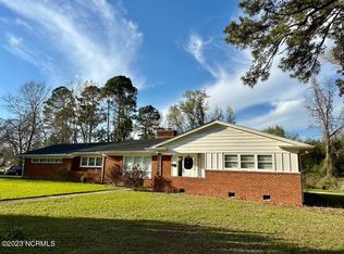 715 E 1st Ave, Chadbourn, NC 28431