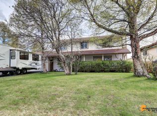 3761 Amber Bay Loop, Anchorage, AK 99515