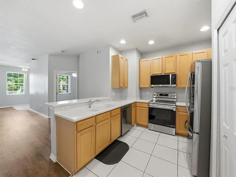 9508 W Park Village Dr #107 — Photo 5