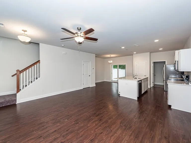 7787 Montview Rd — Photo 32