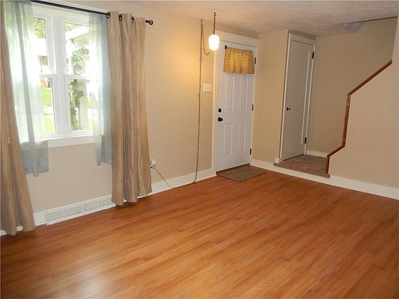 2nd image of 52 Glenview Ave