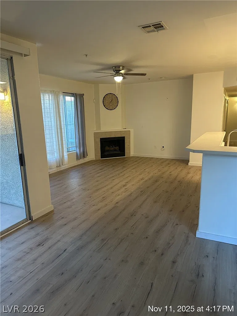 3 bed, 2.0 bath, 1437 sqft, $1,500 — Photo 4