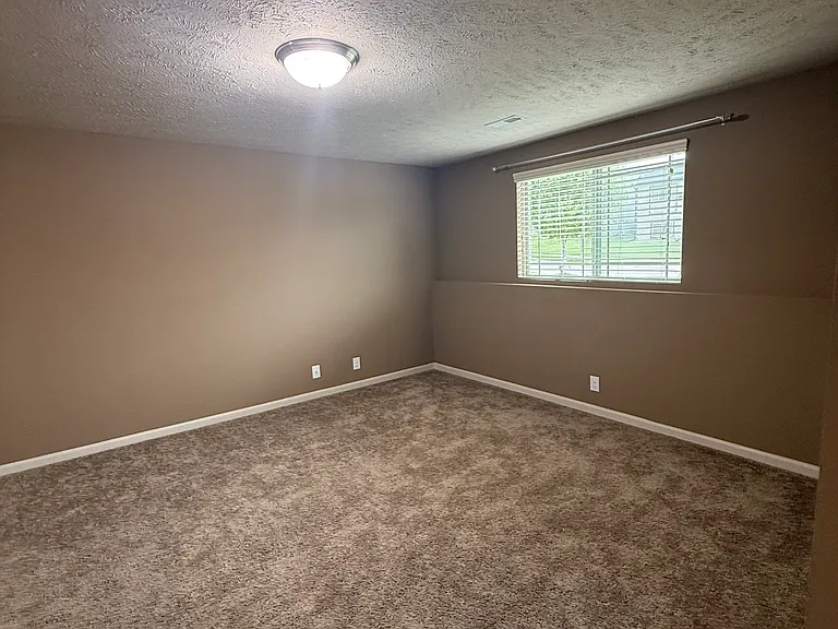 14555 Gilder Ave — Photo 14