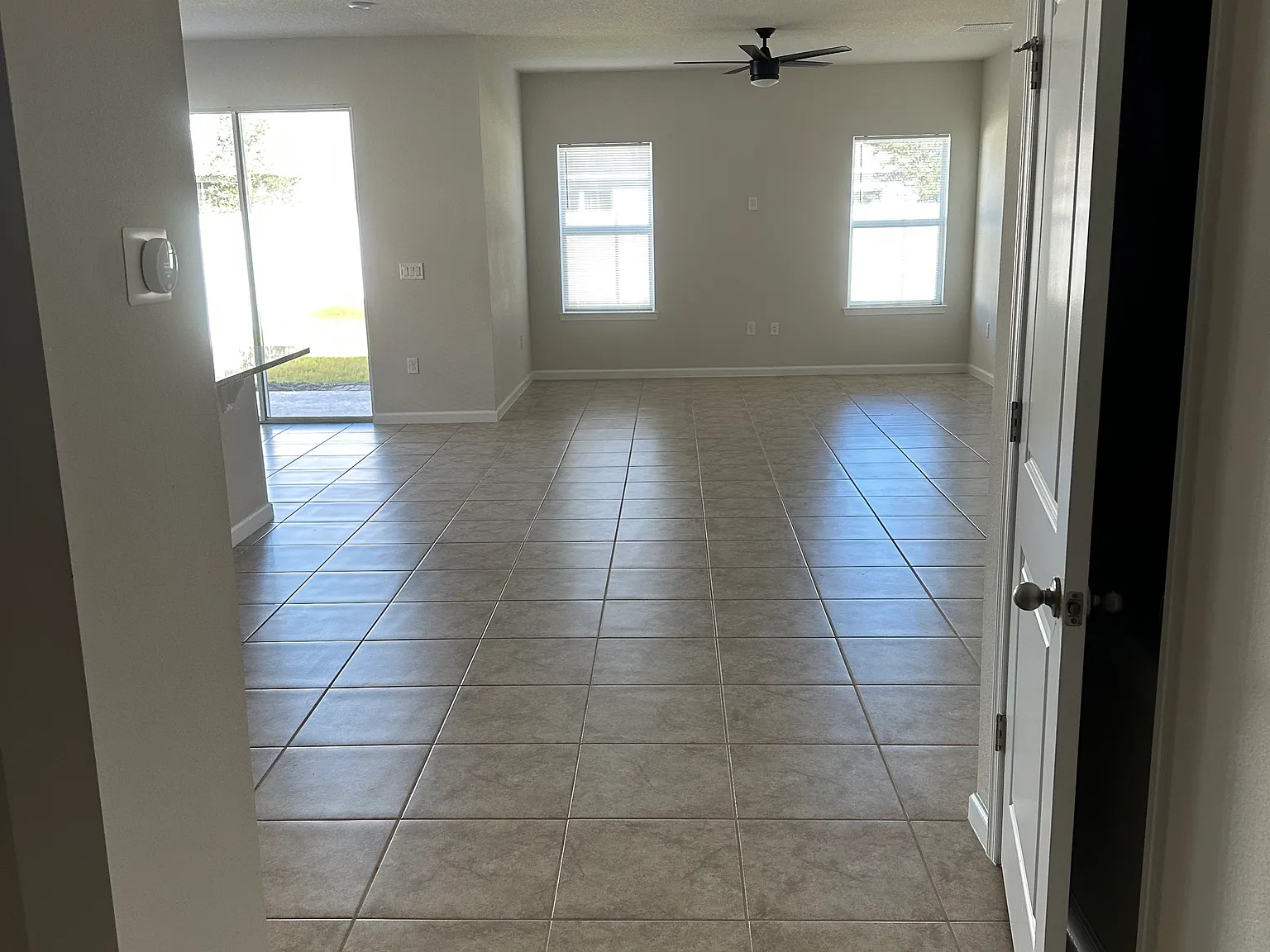 3045 Lake Tahoe St — Photo 4