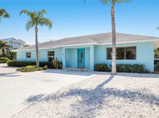 125 49th St, Holmes Beach, FL 34217