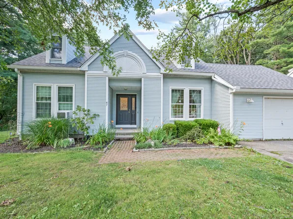 47 Trotters Way, Torrington, CT 06790
