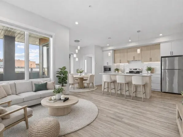 238 SW Sage Valley Cmn NW #116, Calgary, AB T3R 1X8
