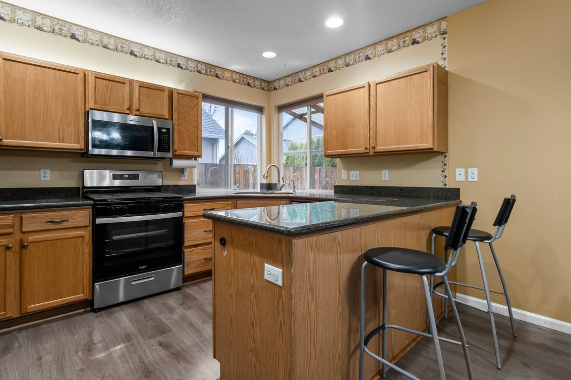 next background image