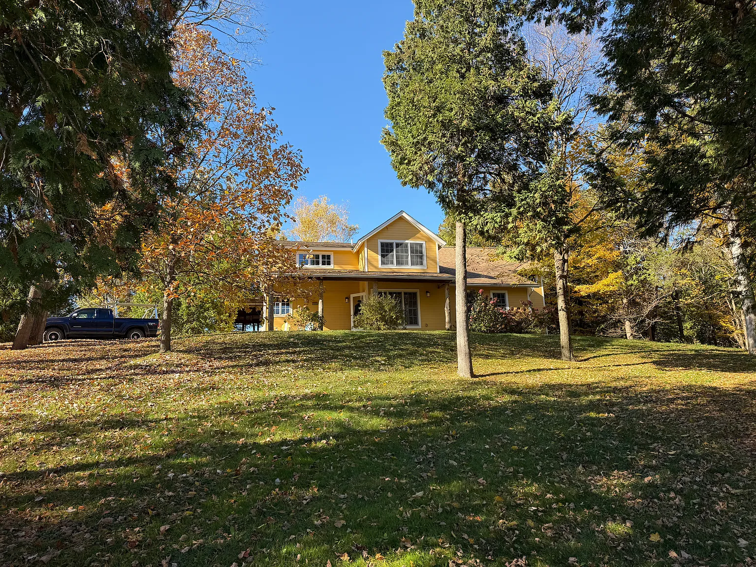 Thompsons Point Rd, Charlotte — Photo 2