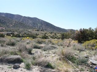 116 Roadrunner Juniper Hil, Littlerock, CA 93543