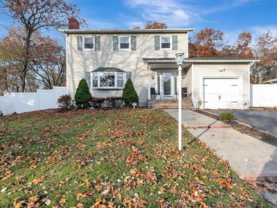 41 Golden Gate Drive, Shirley, NY, 11967