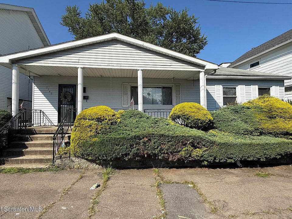 1st image of 1140 Hampton St